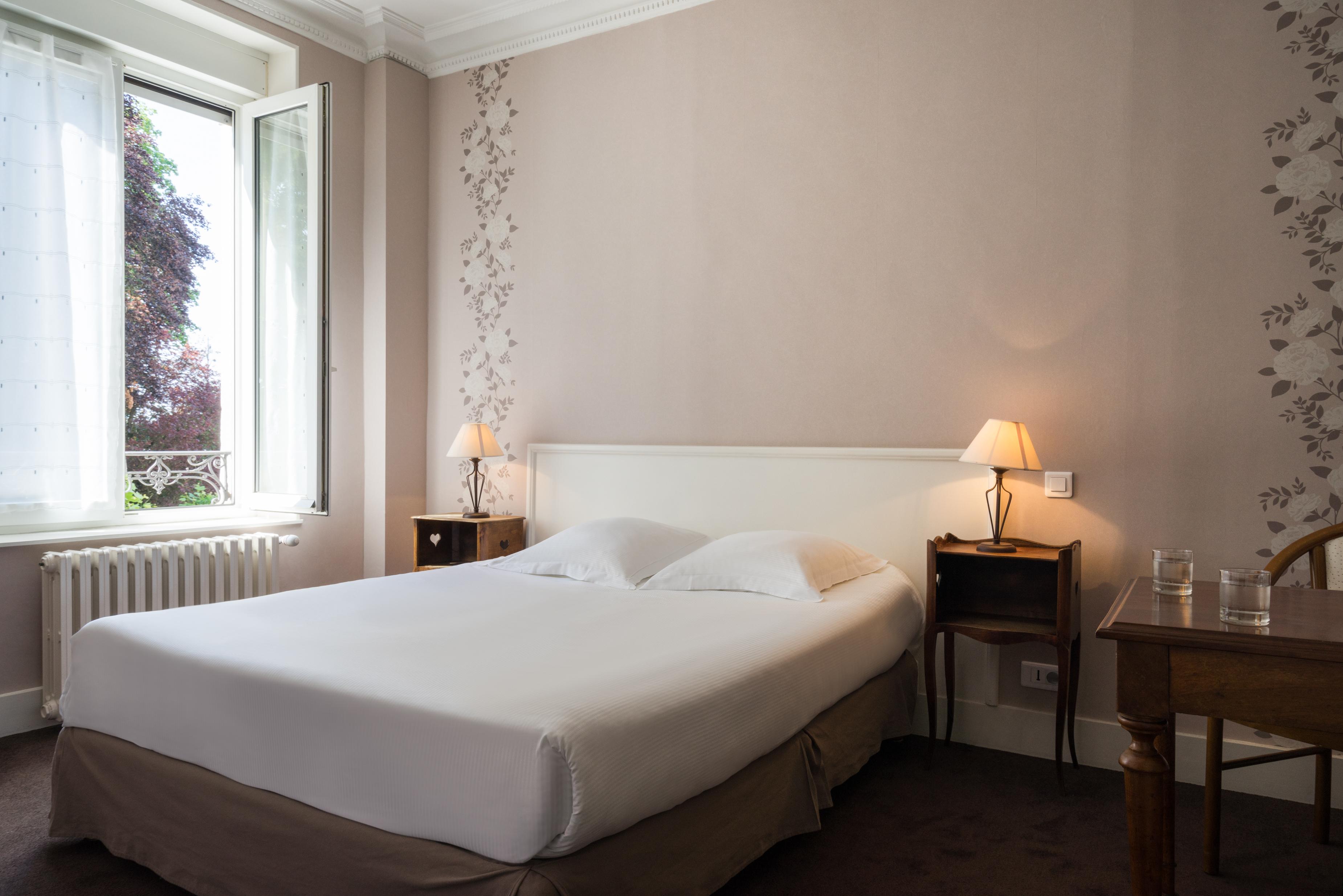 The Originals Boutique, Hotel Terminus, Bourg-En-Bresse Gare מראה חיצוני תמונה