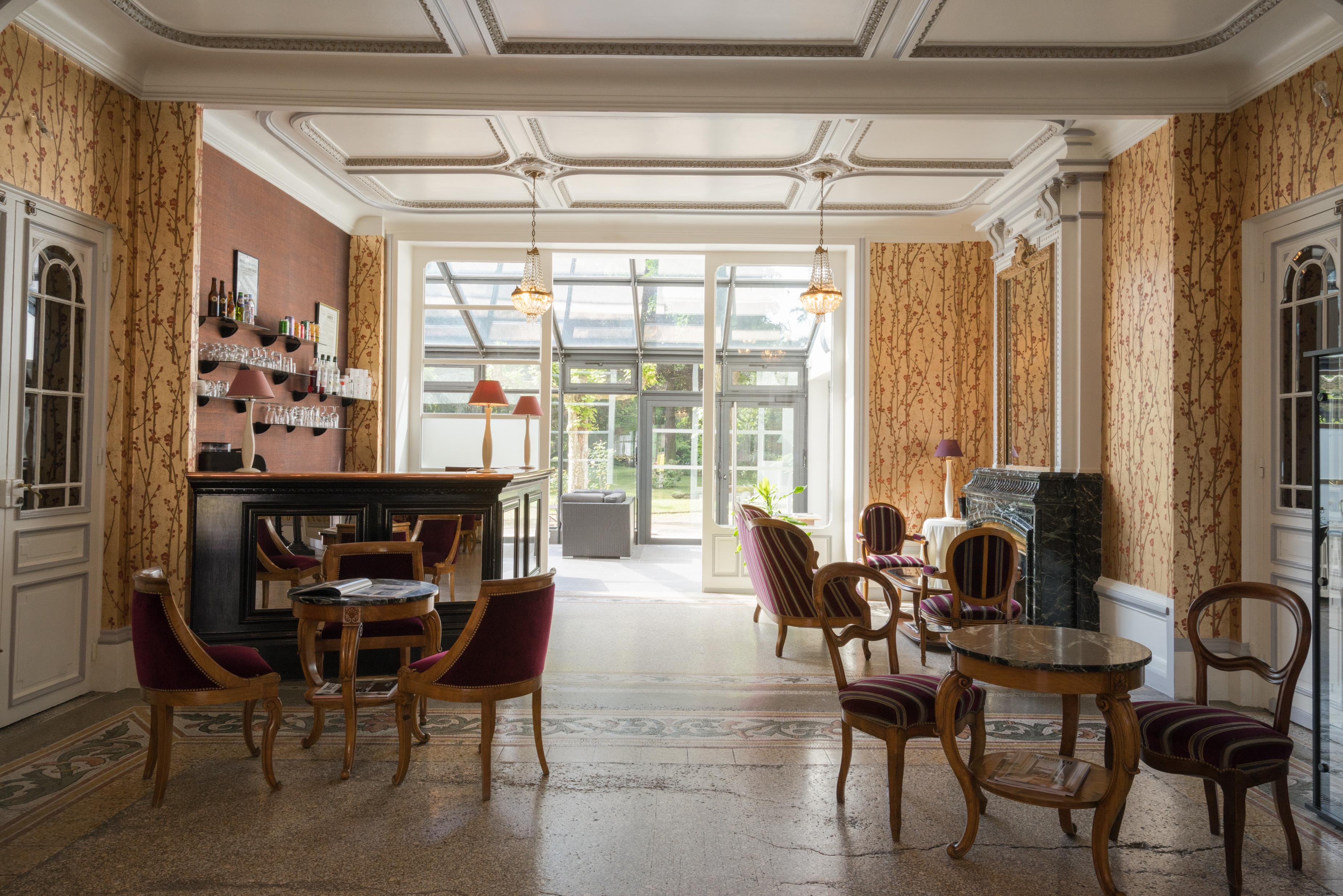 The Originals Boutique, Hotel Terminus, Bourg-En-Bresse Gare מראה חיצוני תמונה