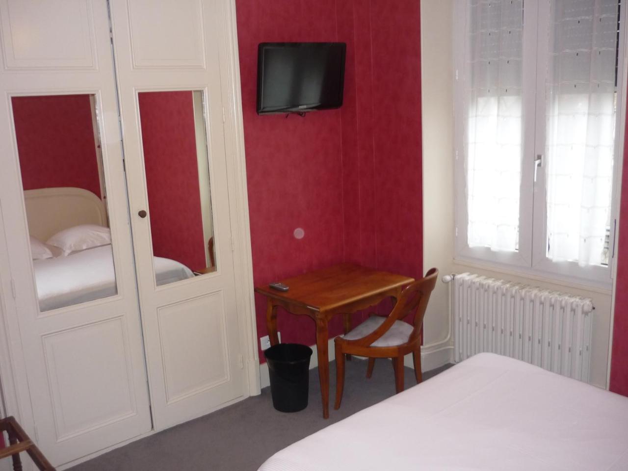 The Originals Boutique, Hotel Terminus, Bourg-En-Bresse Gare מראה חיצוני תמונה